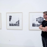 Dainius Liškevičius. Vienos minutės Jurgio Mačiūno portretas sakantis CIAO! 2010–2013 m., dūmų skulptūra-performansas. Nerijaus Jankausko nuotr.