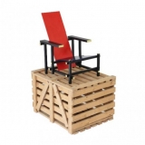 5-galerie-vivid_unused-red-blue-chair-by-gerrit-rietveld-in-1965