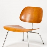 9-chair-was-designed-in-1945-by-the-designer-couple-charles-and-ray-eames