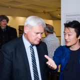 Klaipėdos meras Vytautas Grubliauskas ir parodos kuratorius Xin Dong Cheng. Nerijaus Jankausko nuotr.