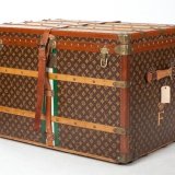 louis-vuitton-trunk