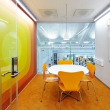 2-lego-designers_-product-development_yellow-meeting-room