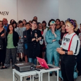 Pirmame plane – parodos kuratorė Denise Ackerl. Pavelo Ochrimenkos nuotr.