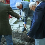 KKKC Muziejų naktis: vynuogės sodinimas. Donato Bielkausko nuotr.