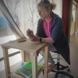 Kūrybinėse grafikos dirbtuvėse „Now Art. Atgimimas“ – tapytoja Irma Leščinskaitė. Agnės Tumšienės nuotr.