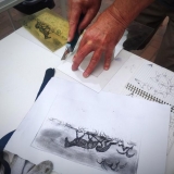 Kūrybinėse grafikos dirbtuvėse „Now Art. Atgimimas“. Agnės Tumšienės nuotr.