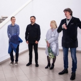 Parodų atidarymo akimirka. Iš kairės: menininkai Tadas Vincaitis, Žygimantas Augustinas, Irma Leščinskaitė ir KKKC direktorius Ignas Kazakevičius. Nerijaus Jankausko nuotr.